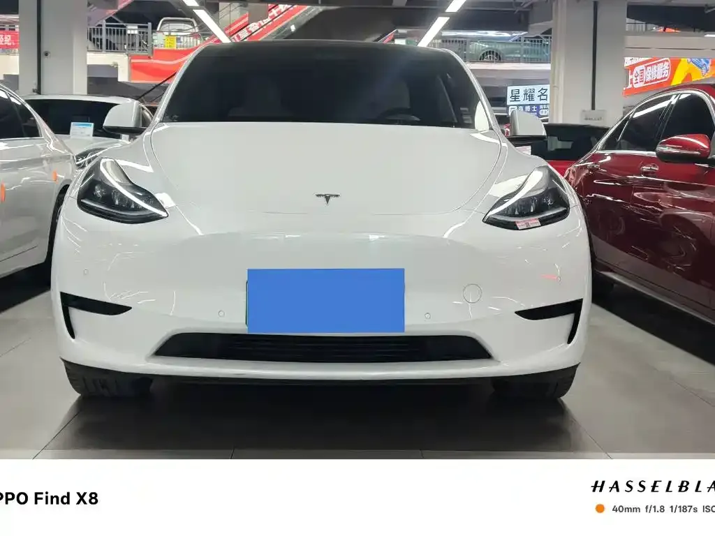 Tesla Model Y 2023 из CN, фото 10