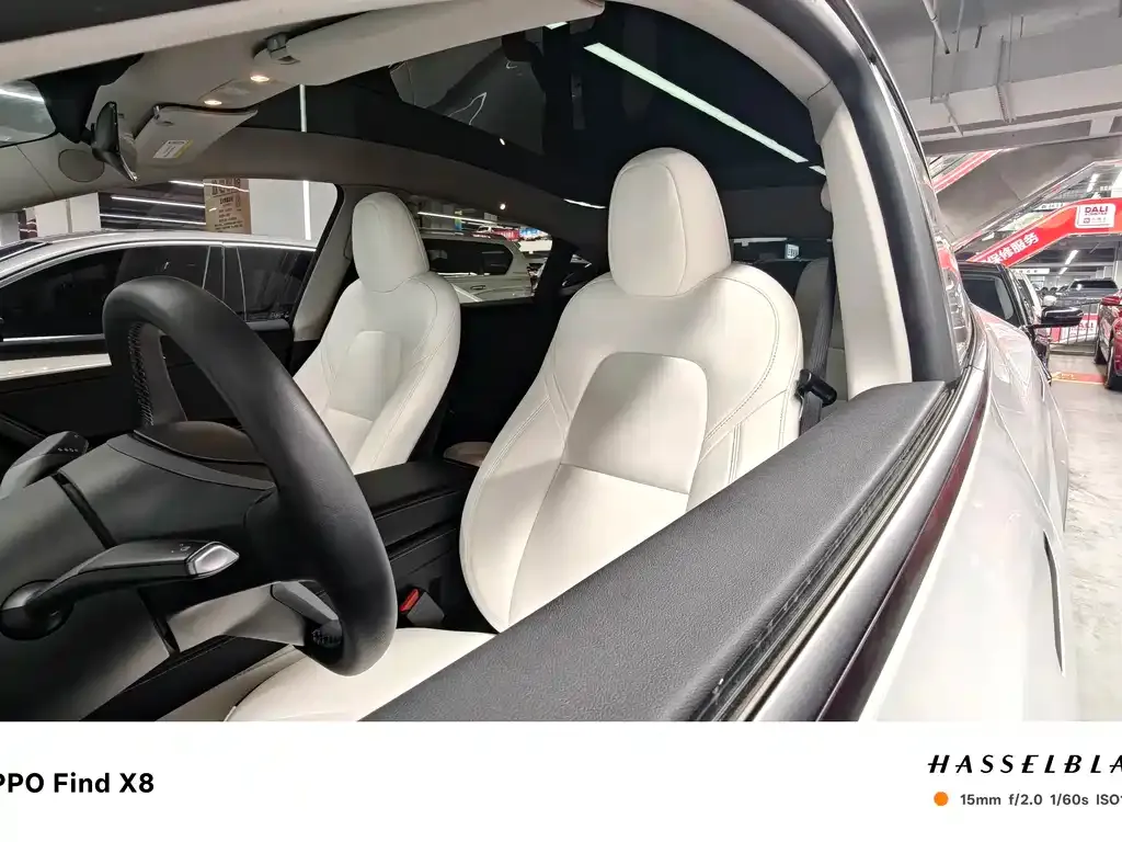 Tesla Model Y 2023 из CN, фото 4