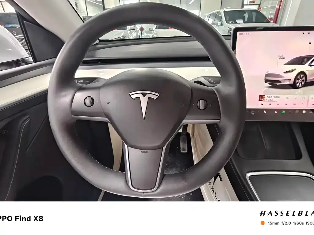 Tesla Model Y 2023 из CN, фото 8