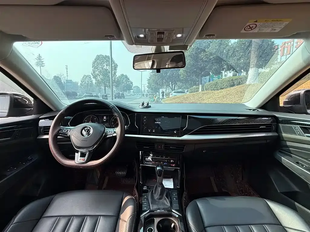 Volkswagen Passat New Energy 2021 из CN, фото 2