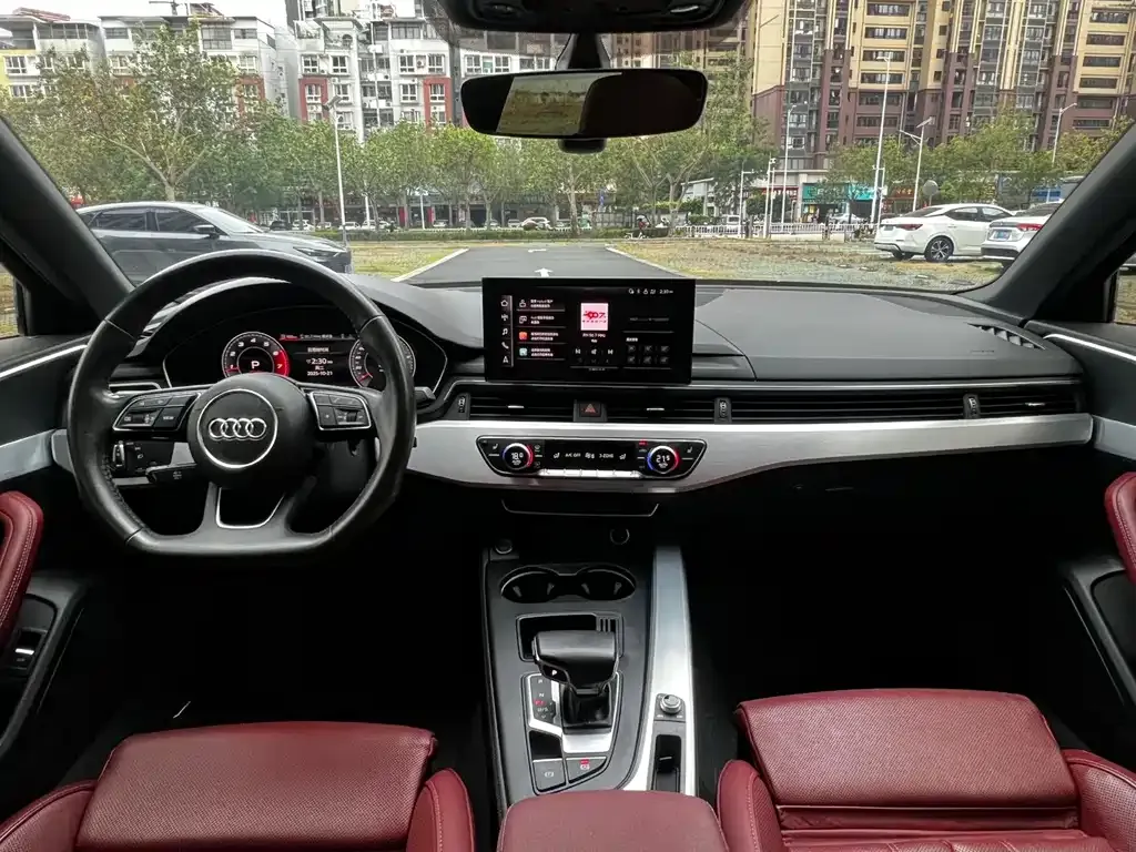 Audi A4L 2022 из CN, фото 4