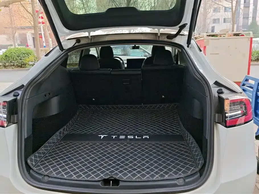 Tesla Model Y 2021 из CN, фото 7