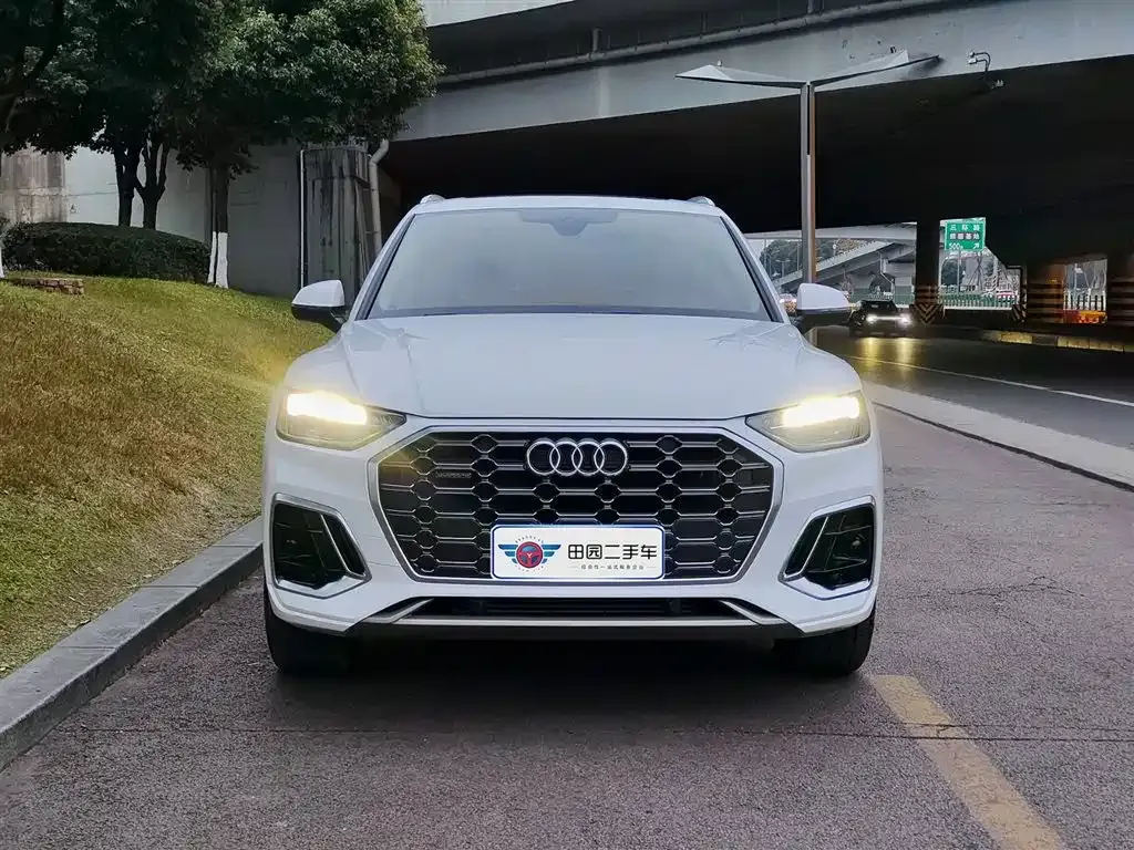 Audi Q5L 2023 из CN, фото 9