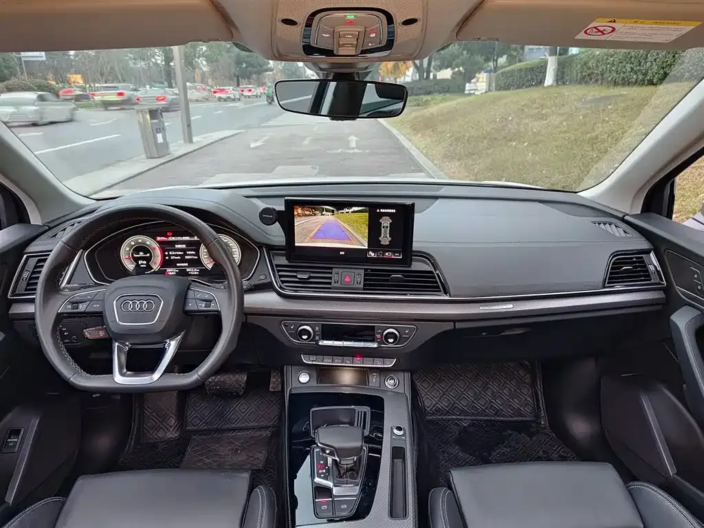Audi Q5L 2023 из CN, фото 3