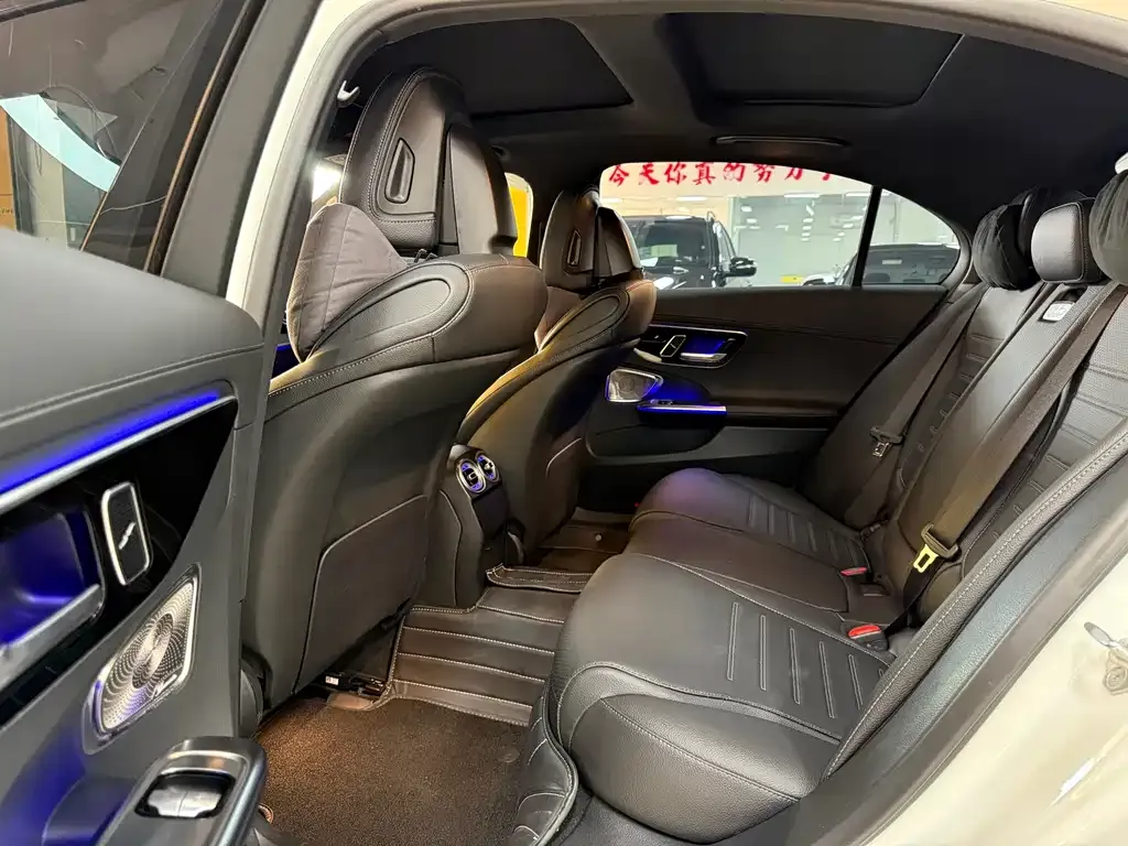 Mercedes-Benz C-Class 2024 из CN, фото 8