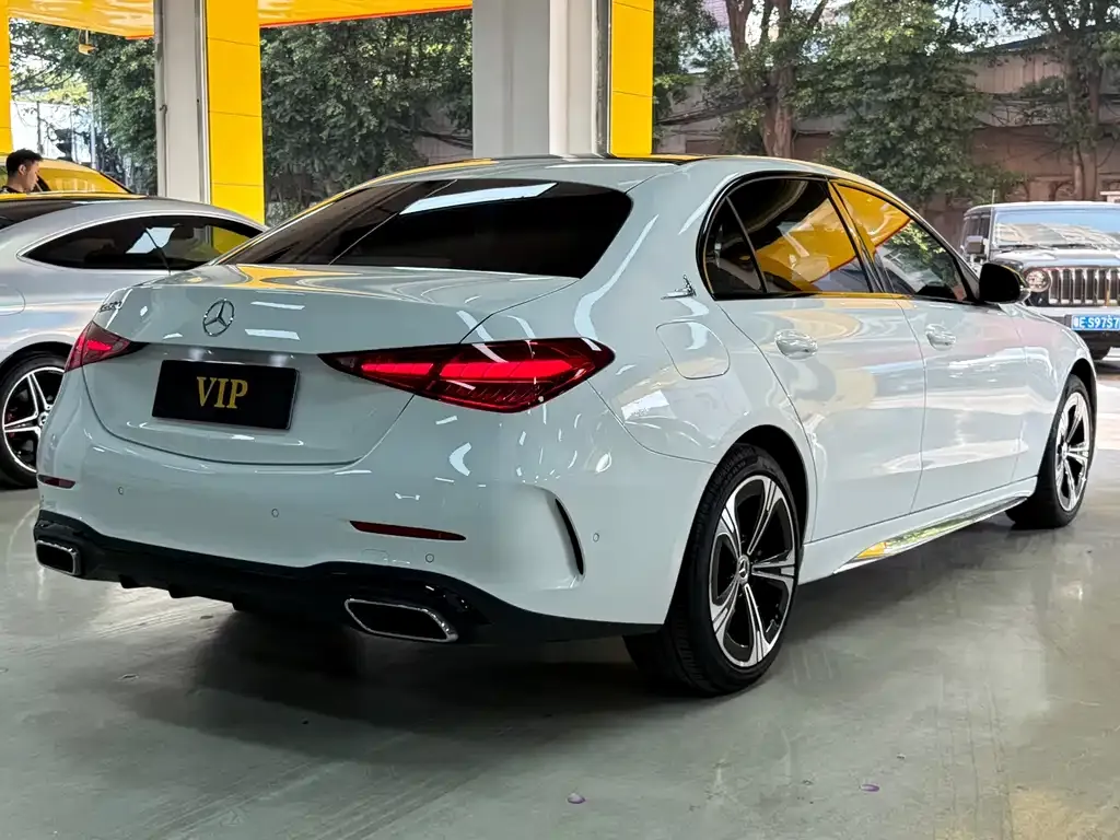 Mercedes-Benz C-Class 2024 из CN, фото 2