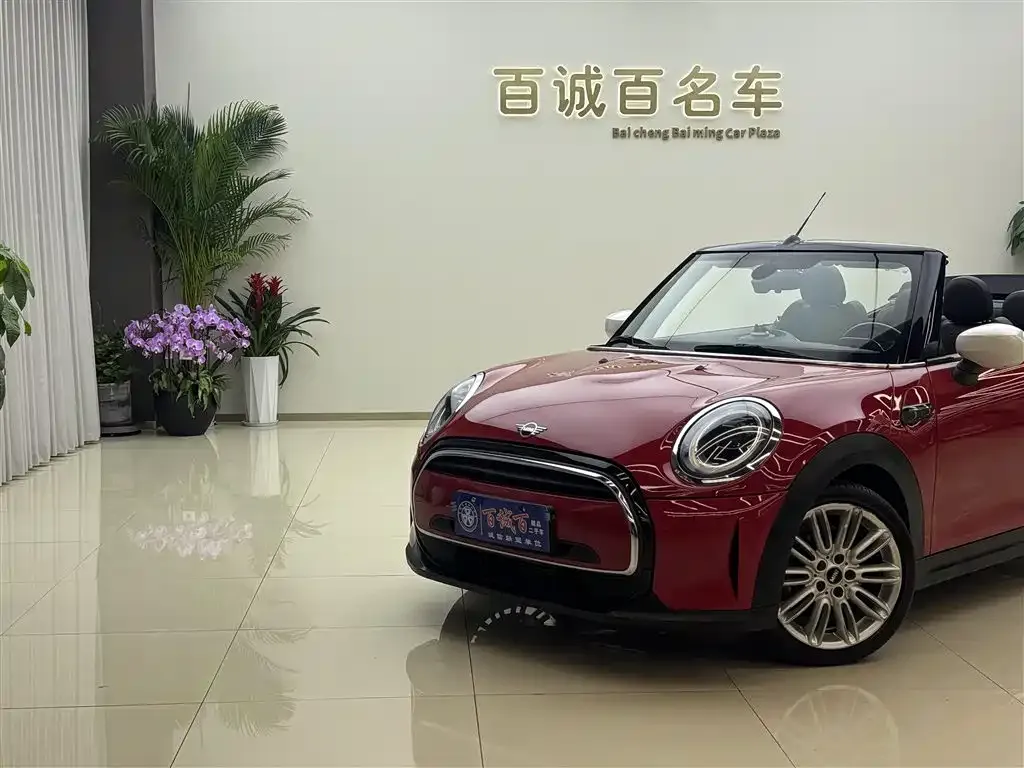 MINI Cooper (3-door) 2022 из CN, фото 2