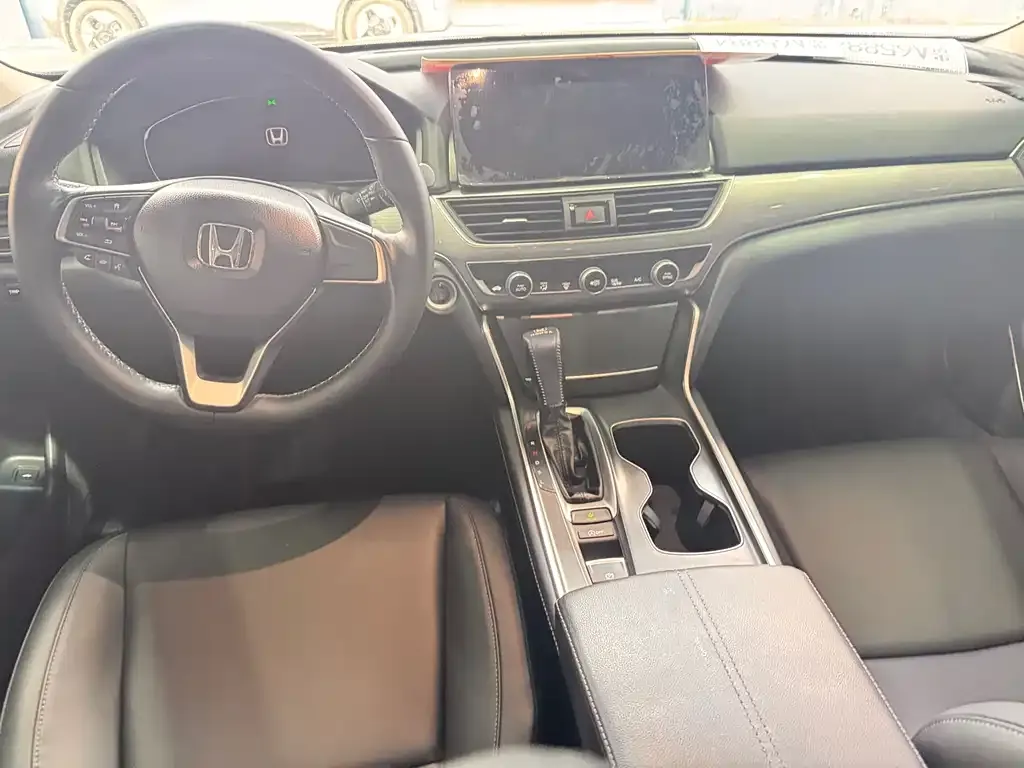Honda Accord 2023 из CN, фото 7