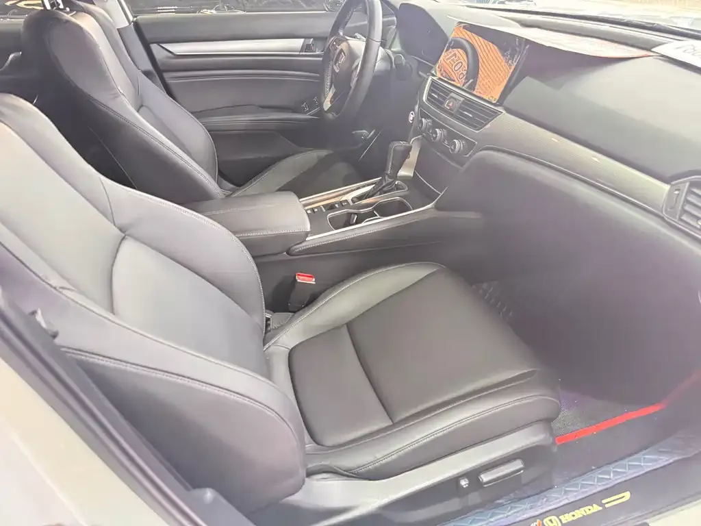 Honda Accord 2023 из CN, фото 10