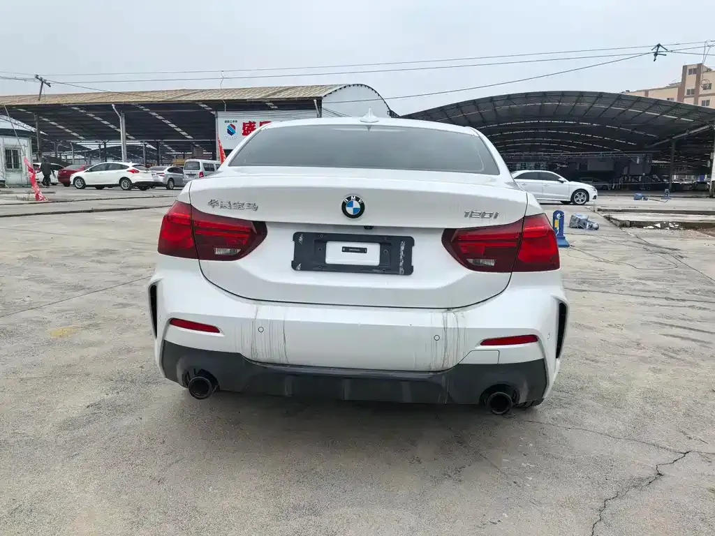 BMW 1 Series 2023 из CN, фото 5