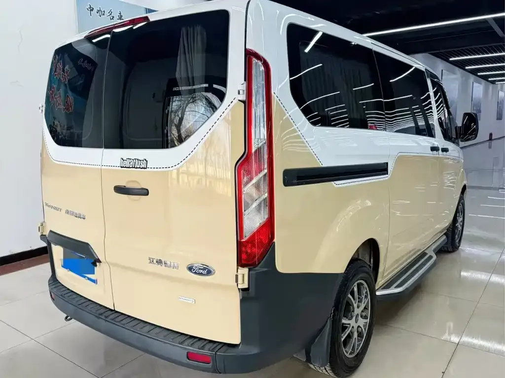 Ford Transit 2022 из CN, фото 8
