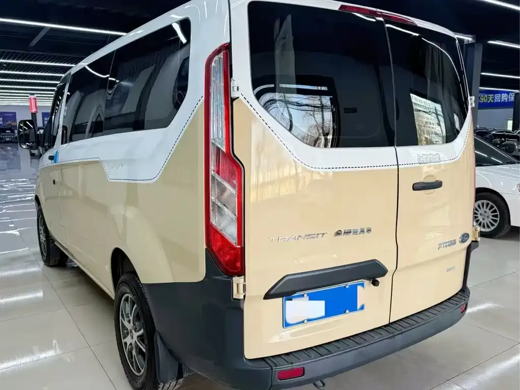 Ford Transit 2022 из CN, фото 6