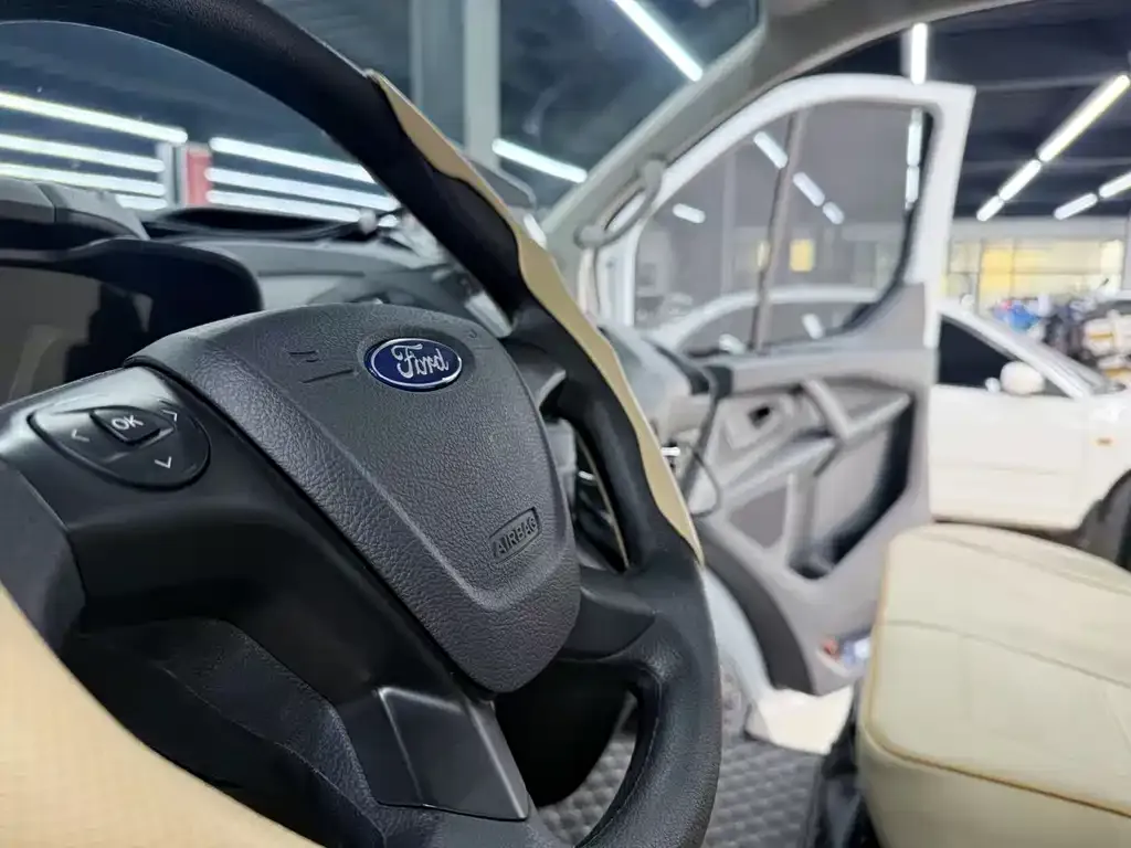 Ford Transit 2022 из CN, фото 3