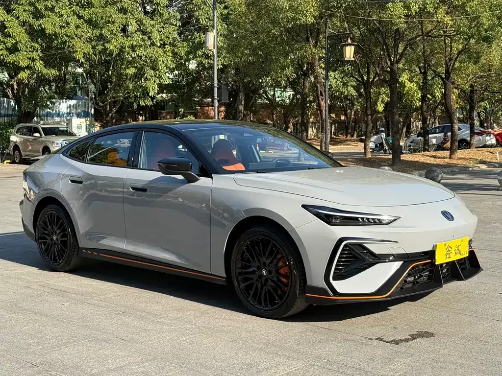 Changan UNI-V 2026 из CN, фото 10
