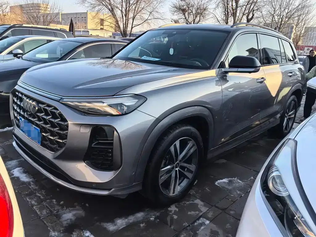 Audi Q6 2023 из CN, фото 1