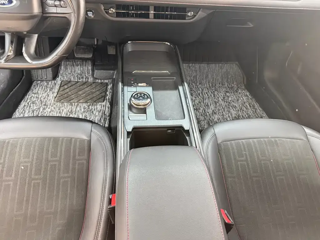 Ford Mondeo 2023 из CN, фото 9