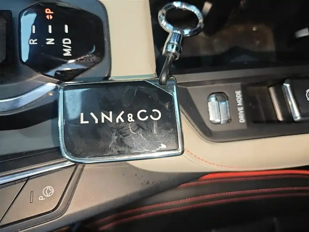 Lynk & Co 06 2021 из CN, фото 9