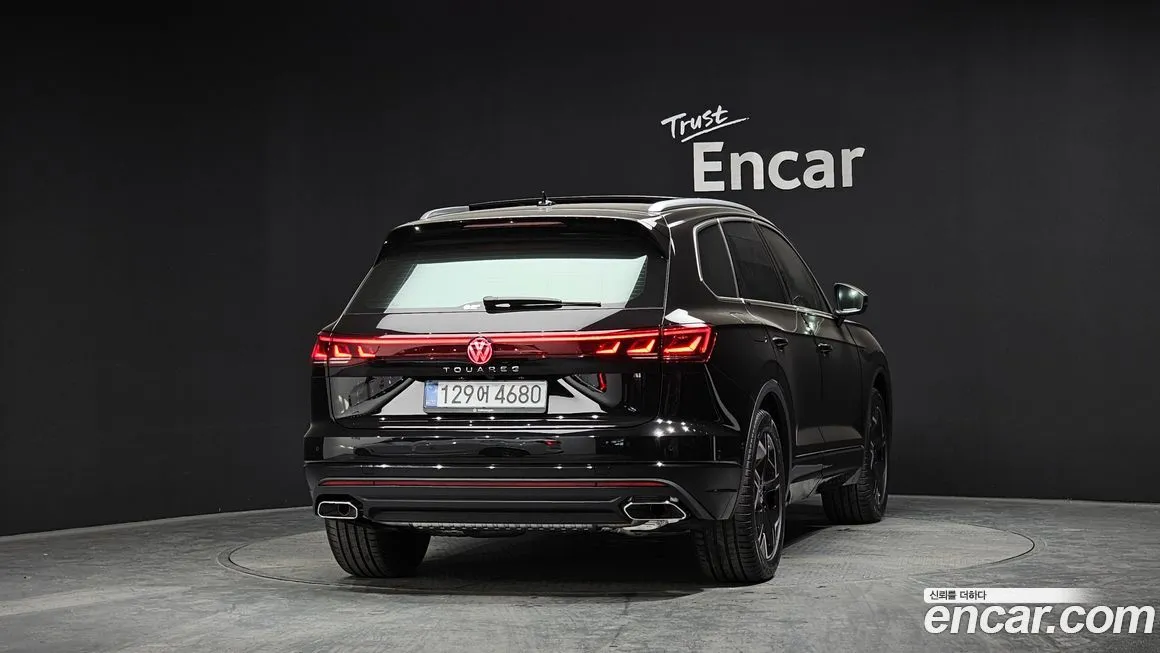 Volkswagen Touareg — фото 2