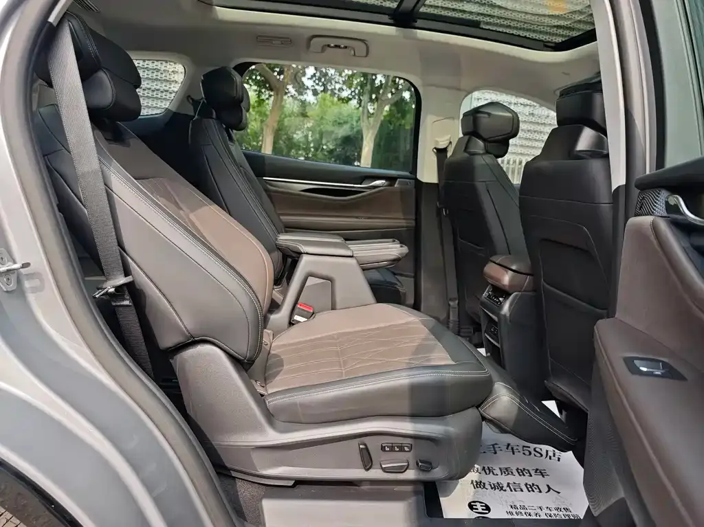Ford Edge 2024 из CN, фото 8