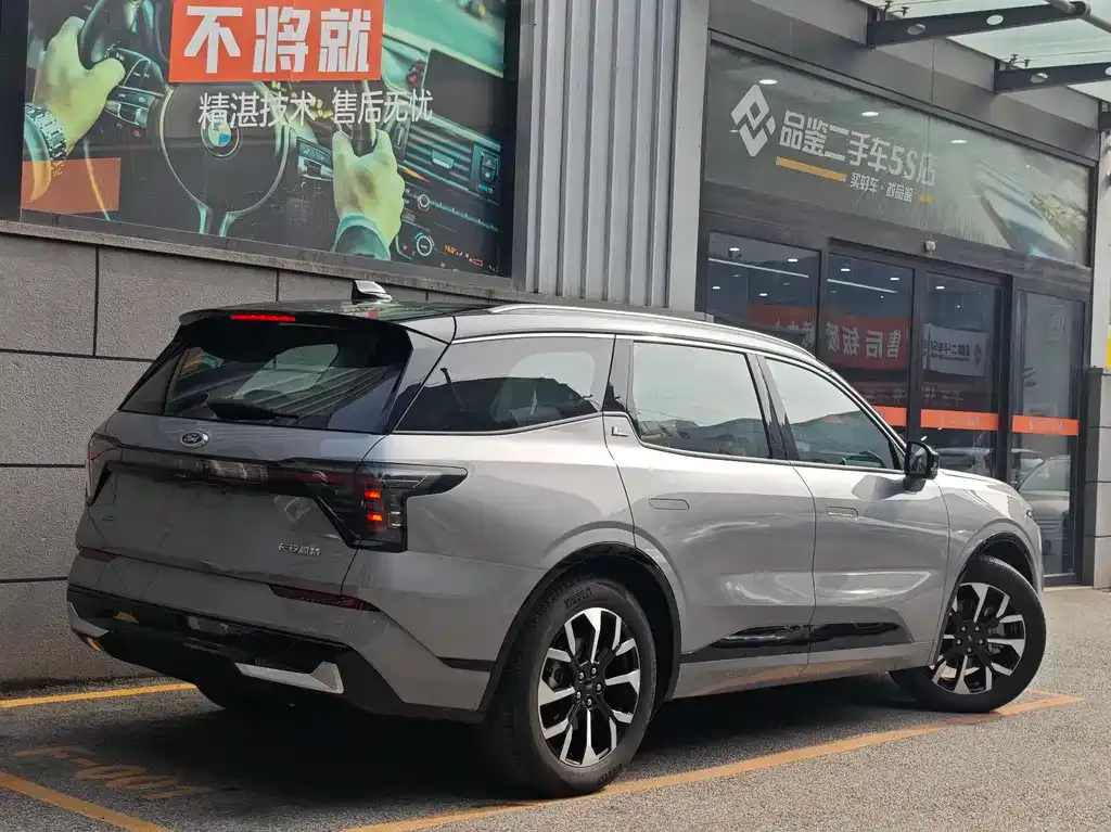Ford Edge 2024 из CN, фото 2