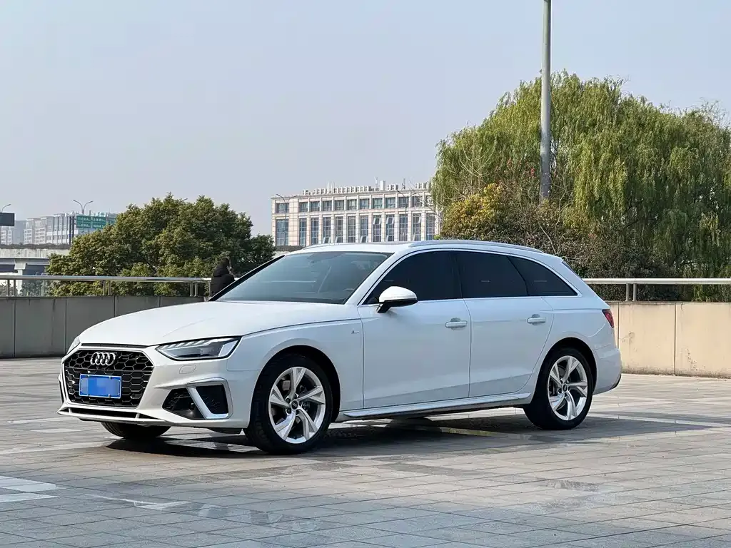 Audi A4 (Import) 2021 из CN, фото 1