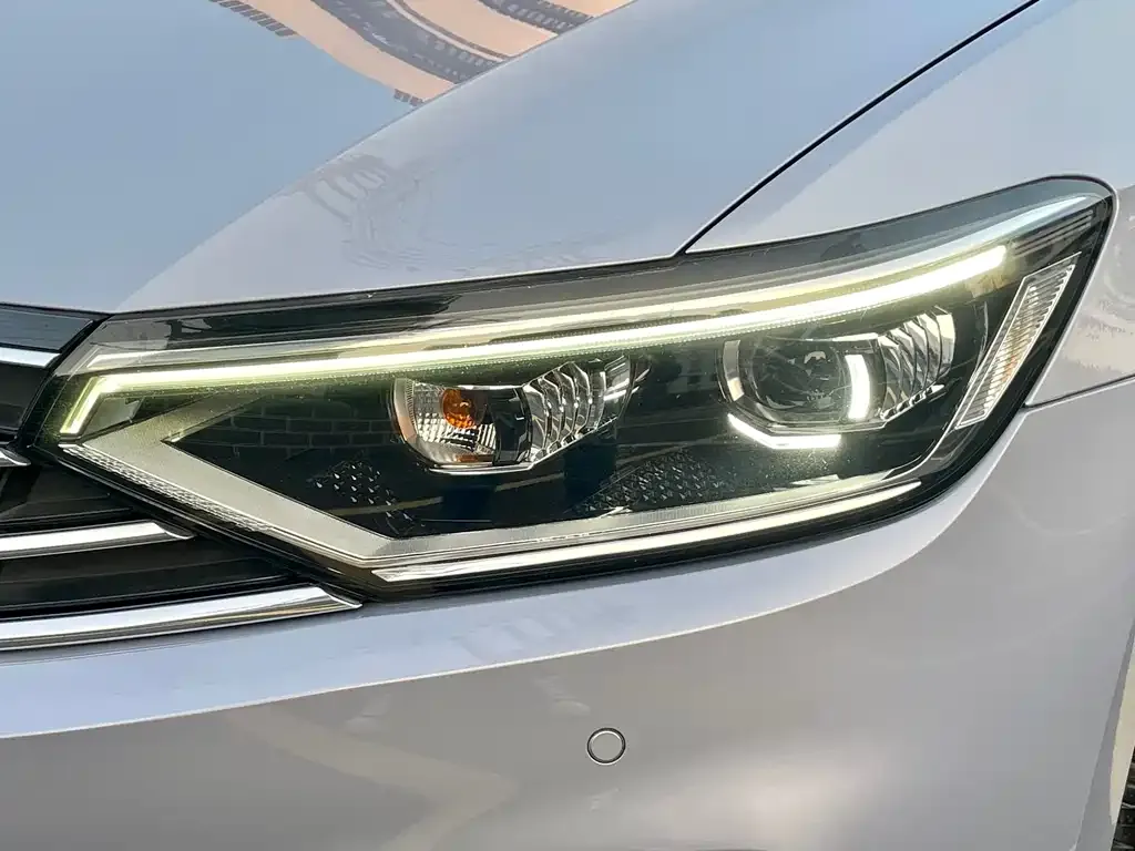 Volkswagen Magotan 2021 из CN, фото 4