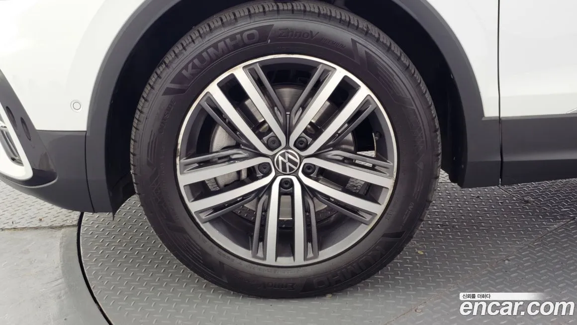 Volkswagen Tiguan 2022 из KR, фото 5