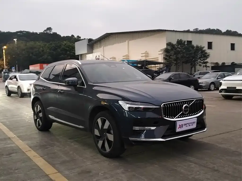 Volvo XC60 PHEV 2025 из CN, фото 8
