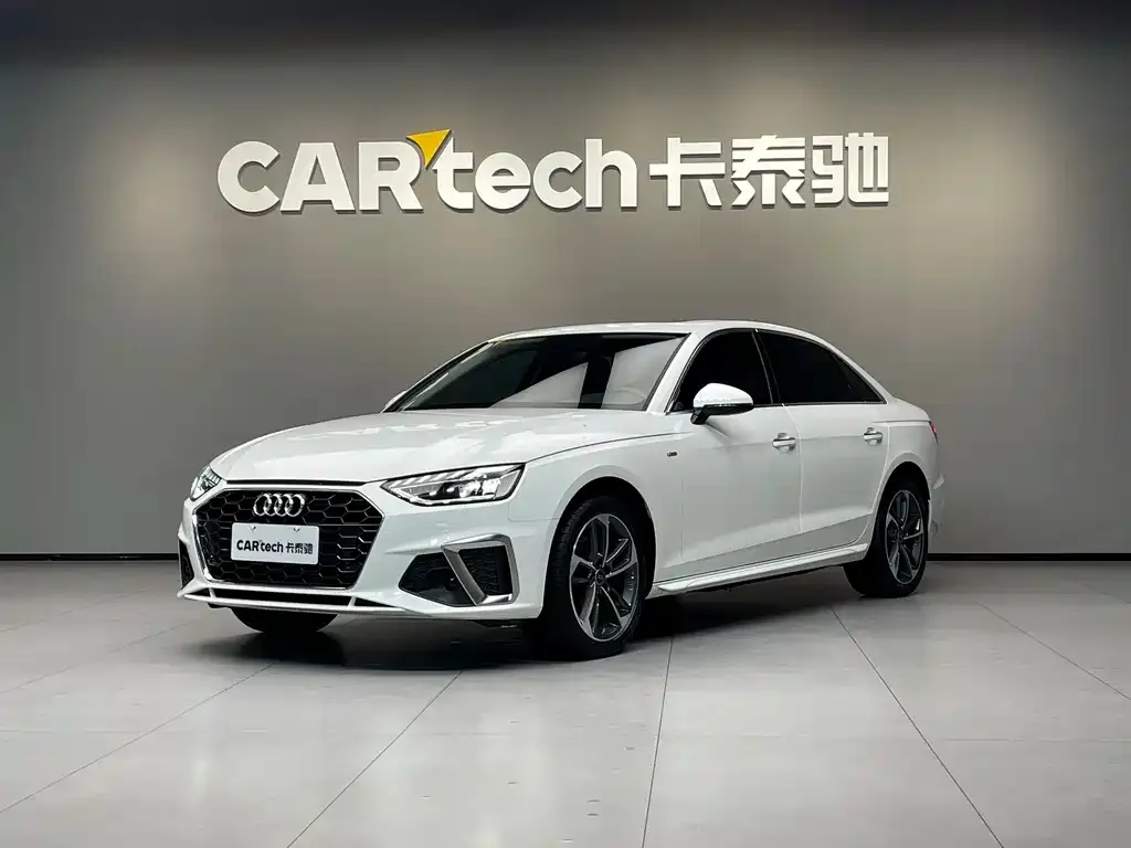 Audi A4L 2022 из CN, фото 1