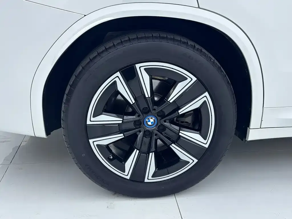 BMW iX3 2024 из CN, фото 5