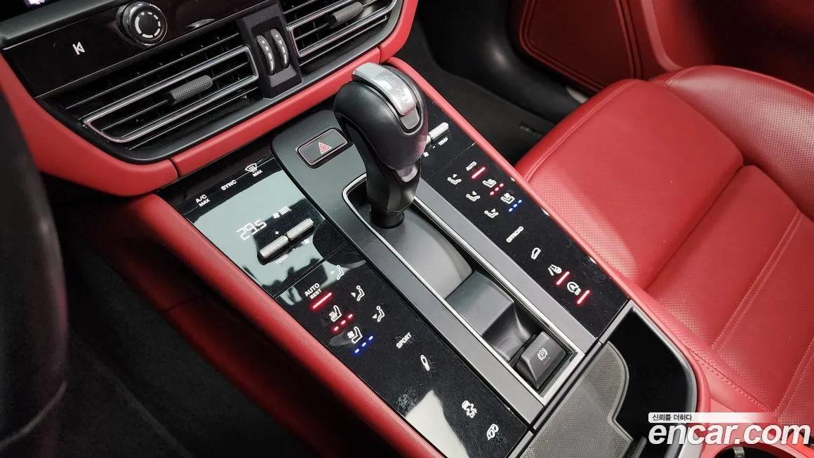 Porsche Macan 2023 из KR, фото 3