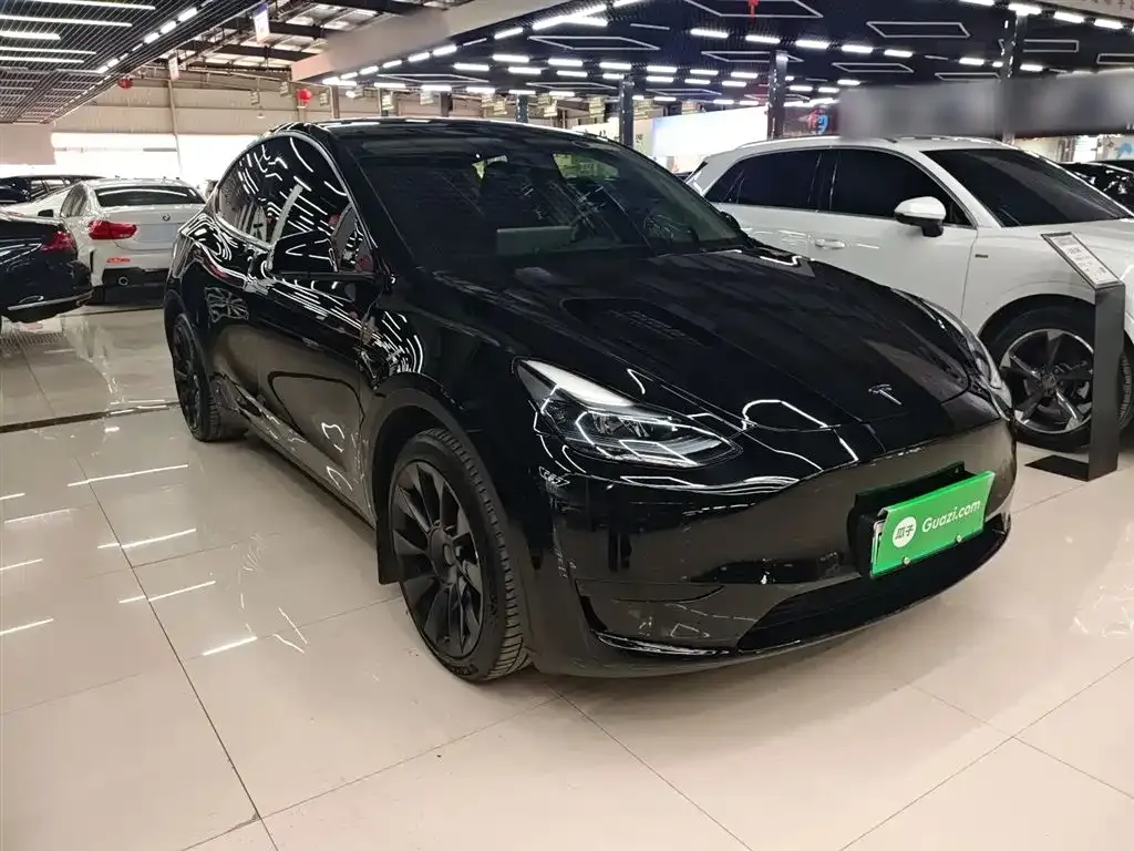 Tesla Model Y 2023 из CN, фото 3