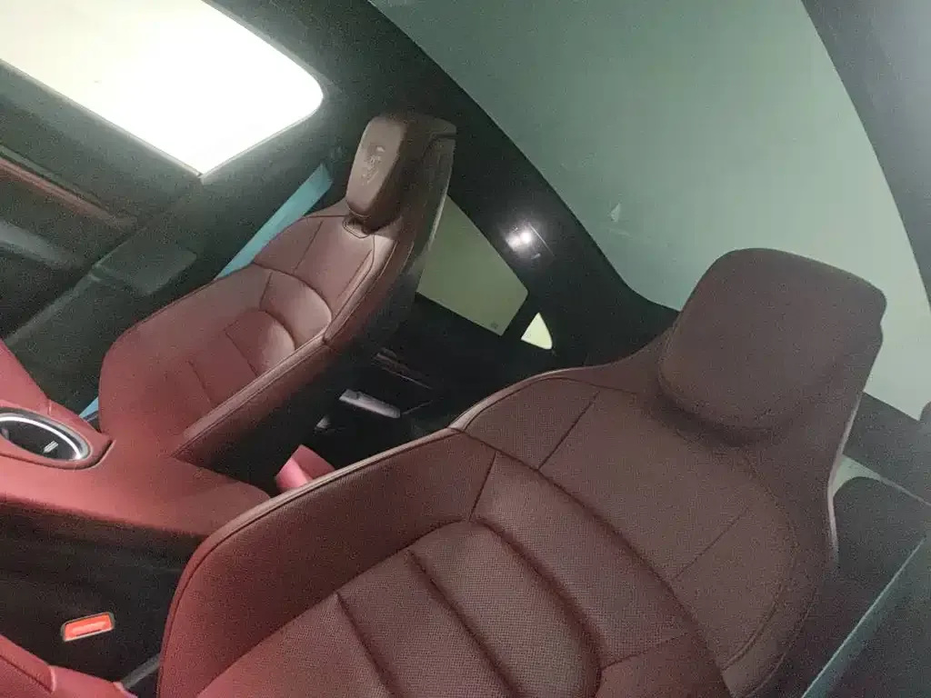 Porsche Taycan 2021 из CN, фото 10