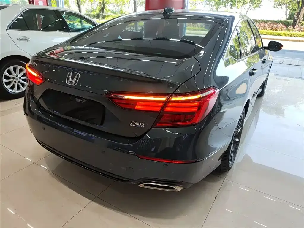 Honda Inspire 2022 из CN, фото 3