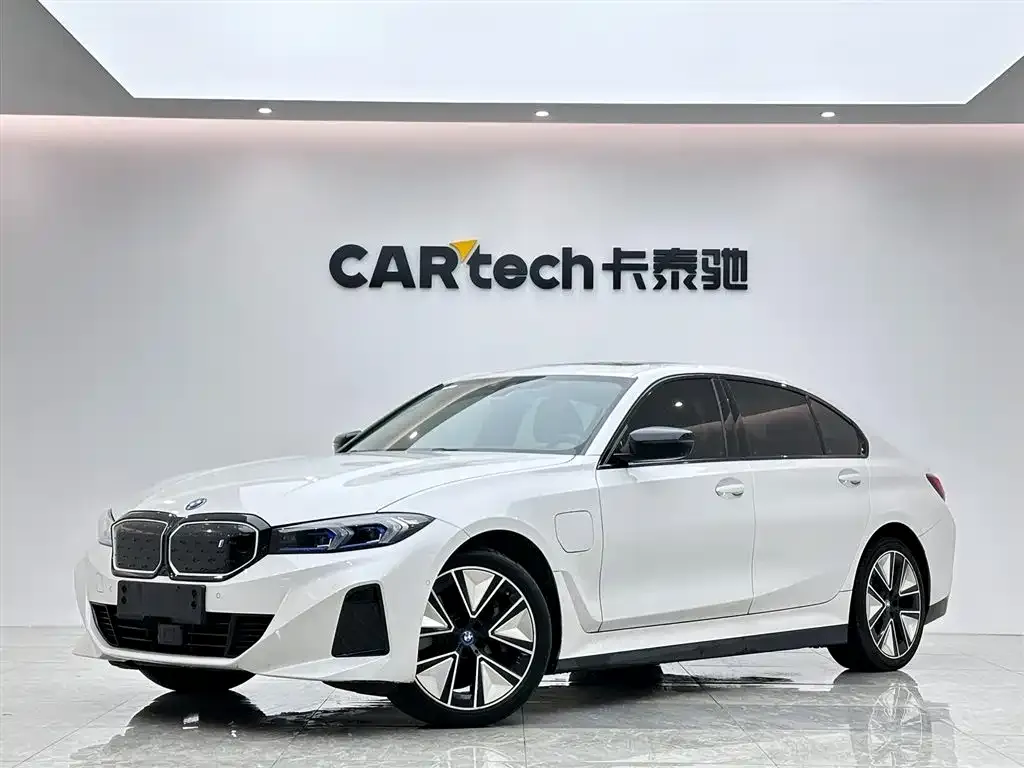 BMW i3 2023 из CN, фото 1