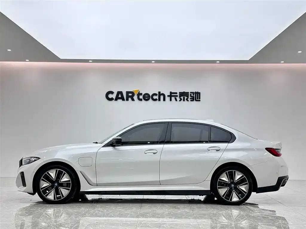BMW i3 2023 из CN, фото 3