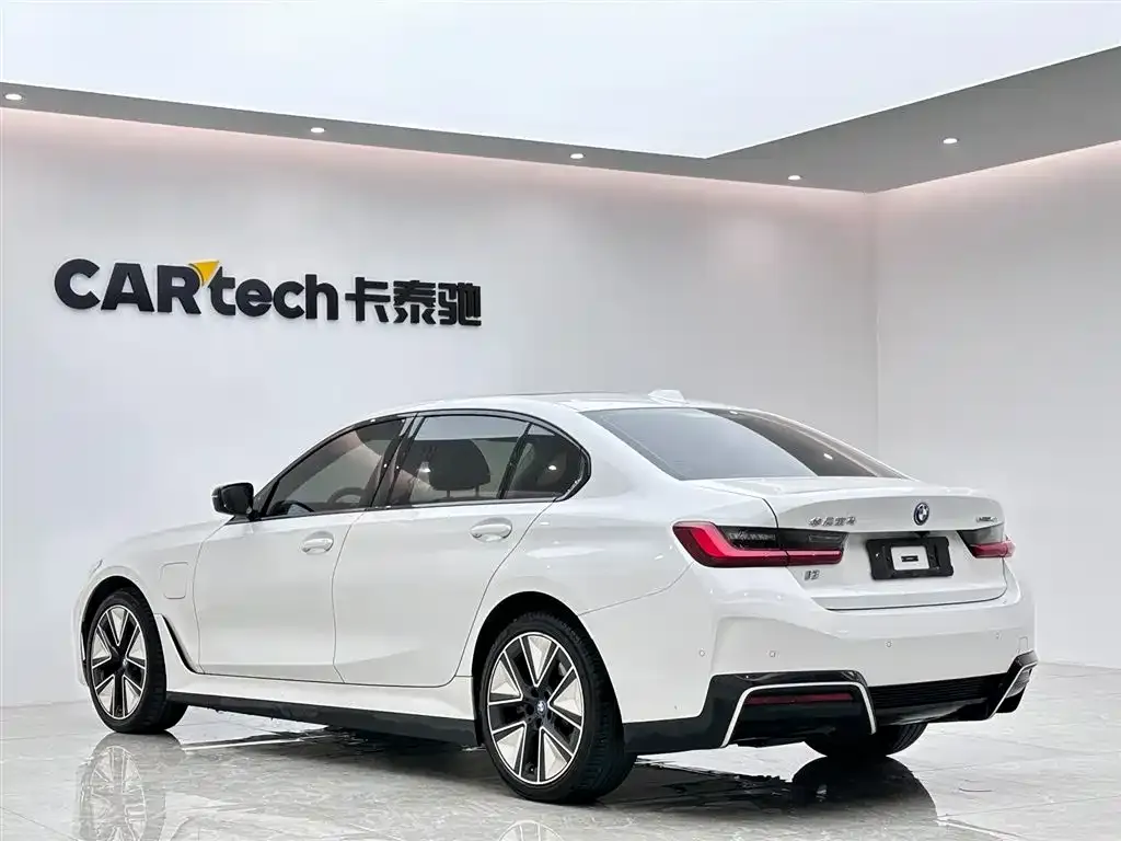 BMW i3 2023 из CN, фото 2