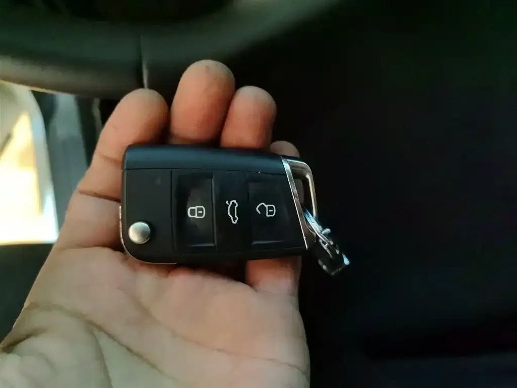 Volkswagen Bora 2024 из CN, фото 2
