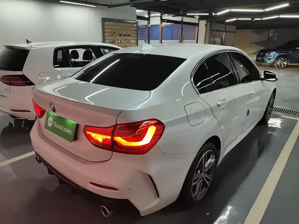 BMW 1 Series 2021 из CN, фото 4