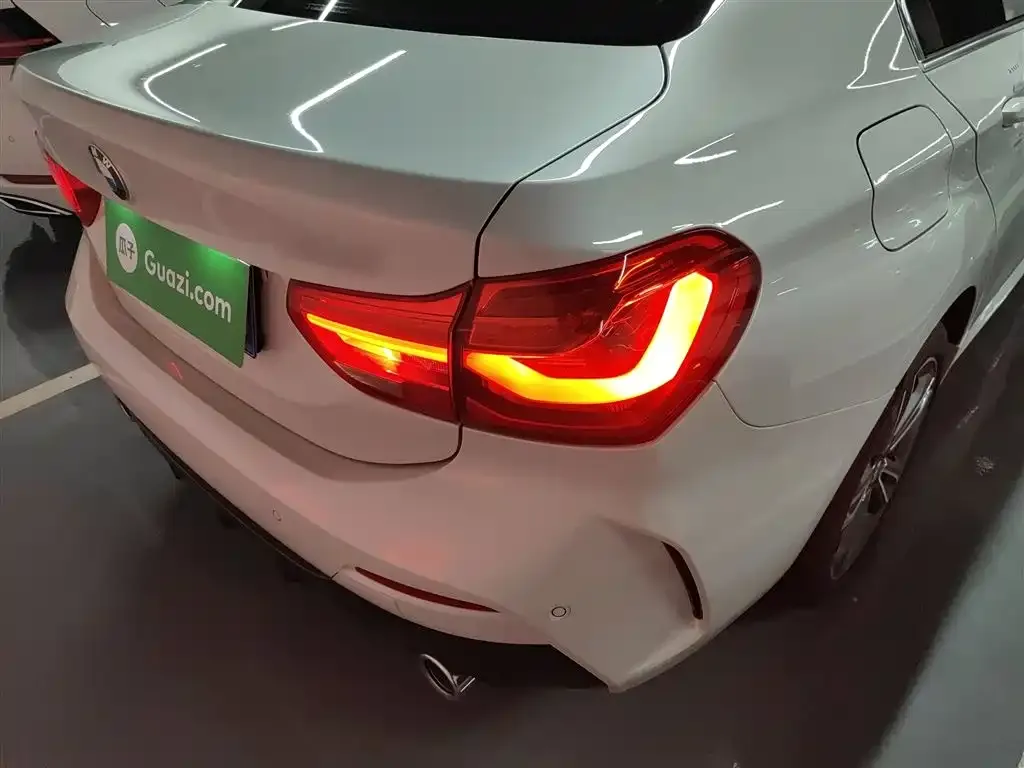 BMW 1 Series 2021 из CN, фото 8