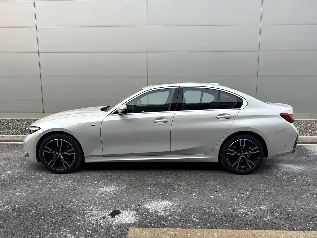 BMW 3 Series 2025 из CN, фото 3