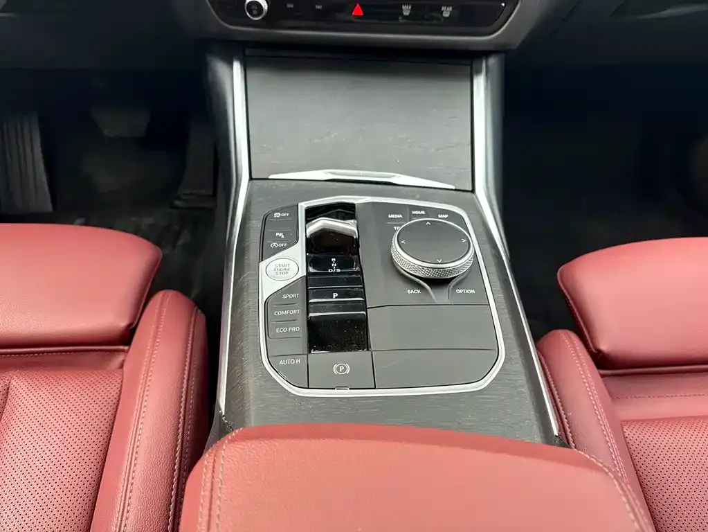 BMW 3 Series 2025 из CN, фото 6