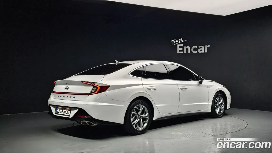 Hyundai Sonata 2023 из KR, фото 2