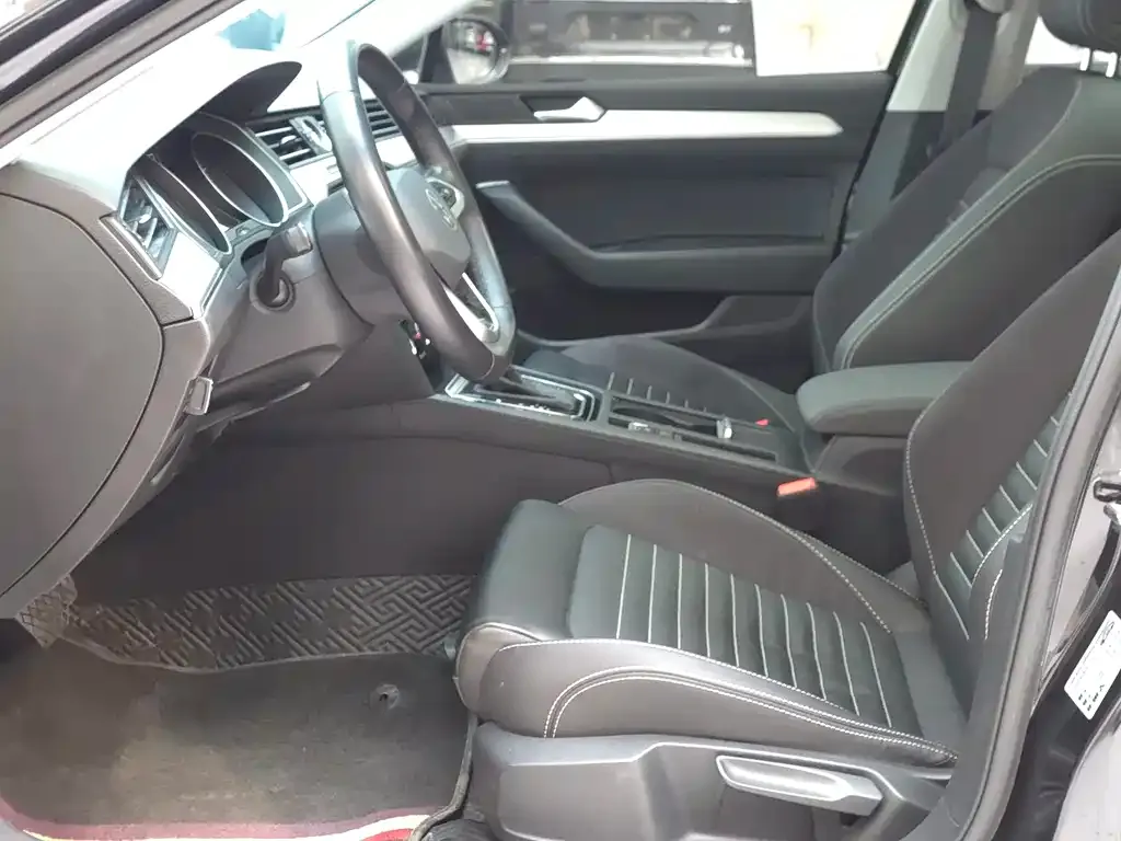 Volkswagen Magotan 2023 из CN, фото 9