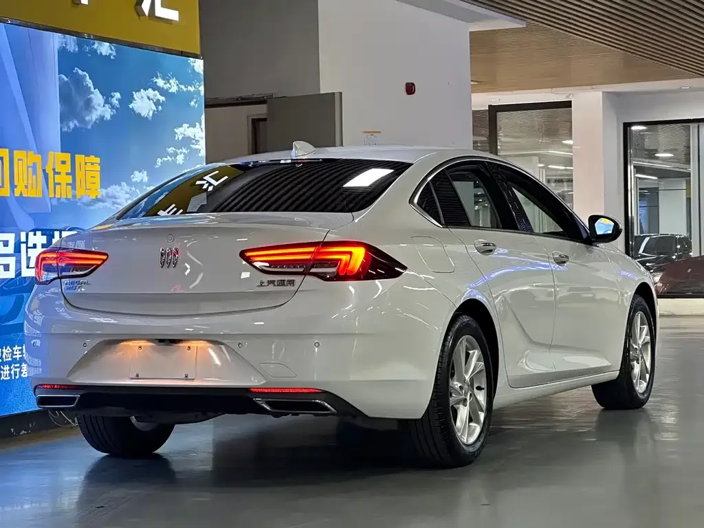 Buick Regal 2024 из CN, фото 3