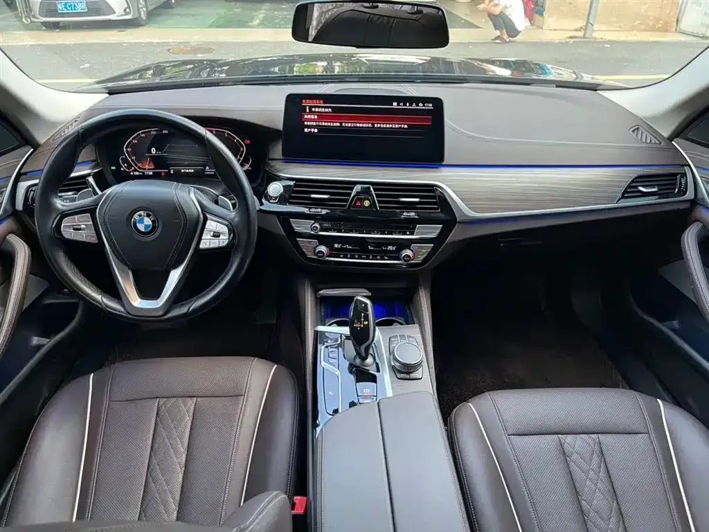 BMW 5 Series — фото 2