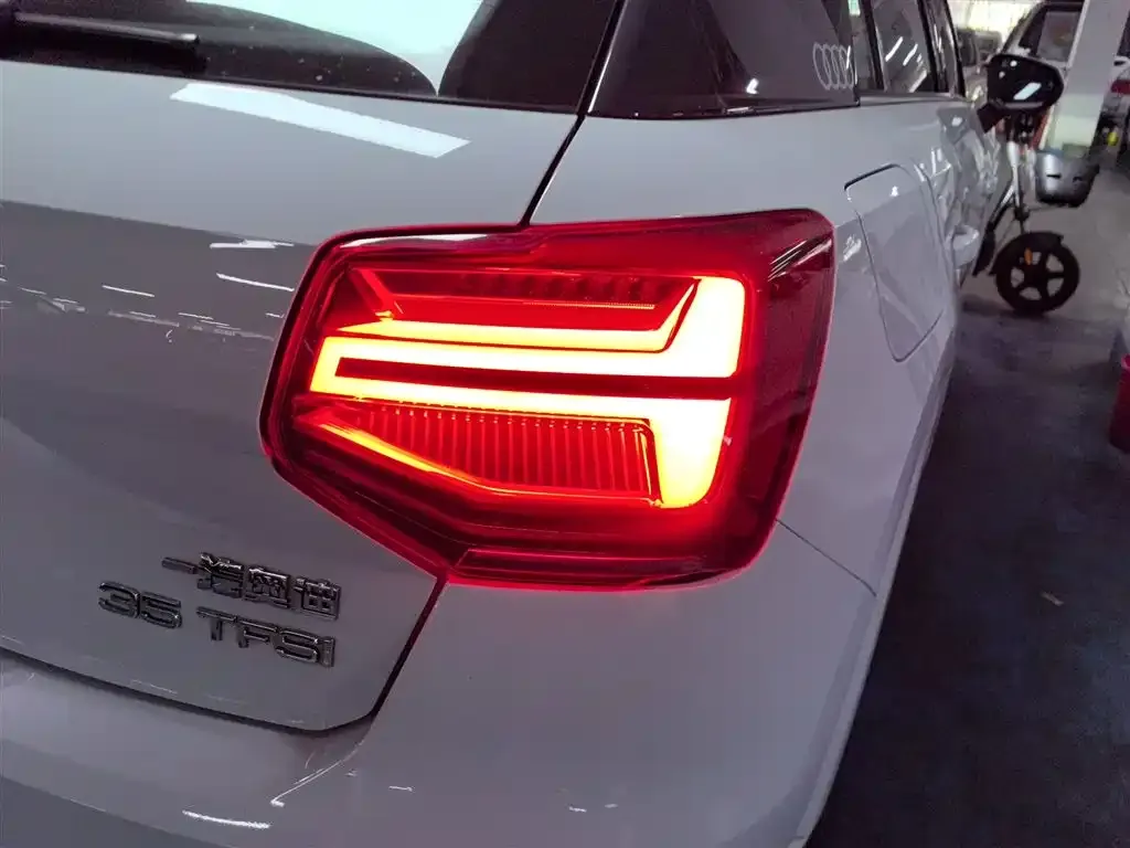 Audi Q2L 2021 из CN, фото 5