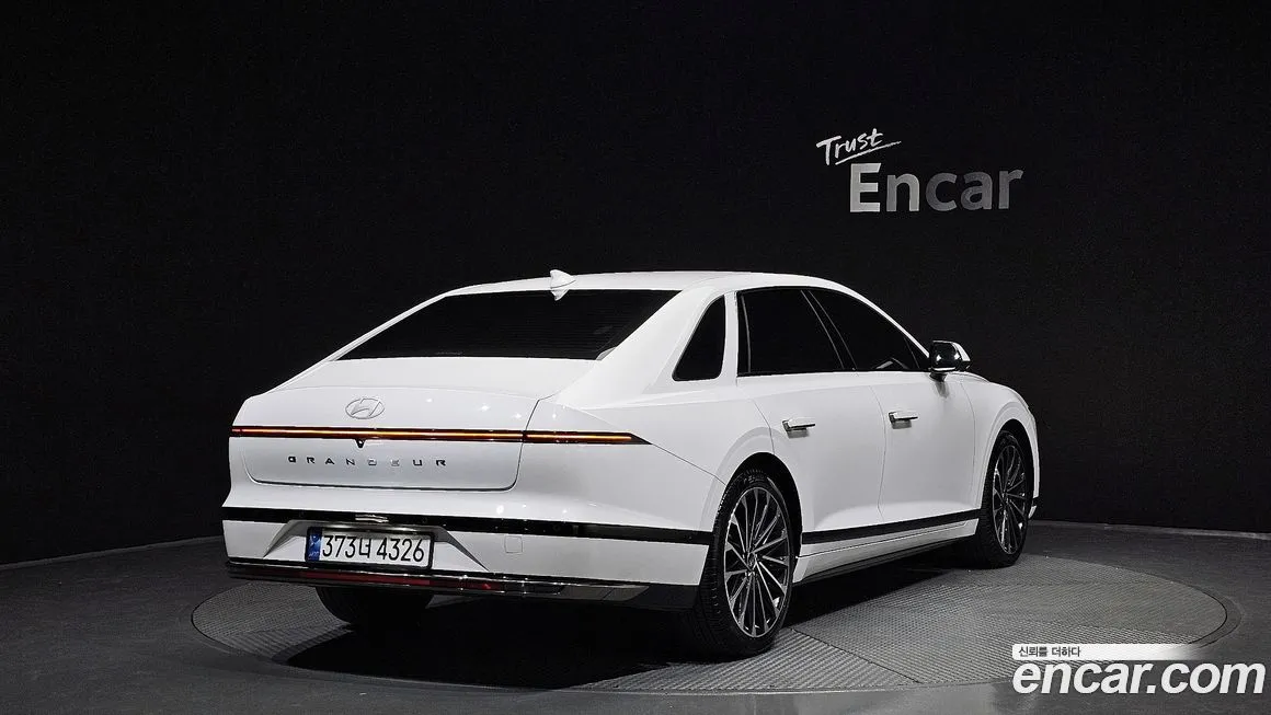 Hyundai Grandeur 2023 из KR, фото 6