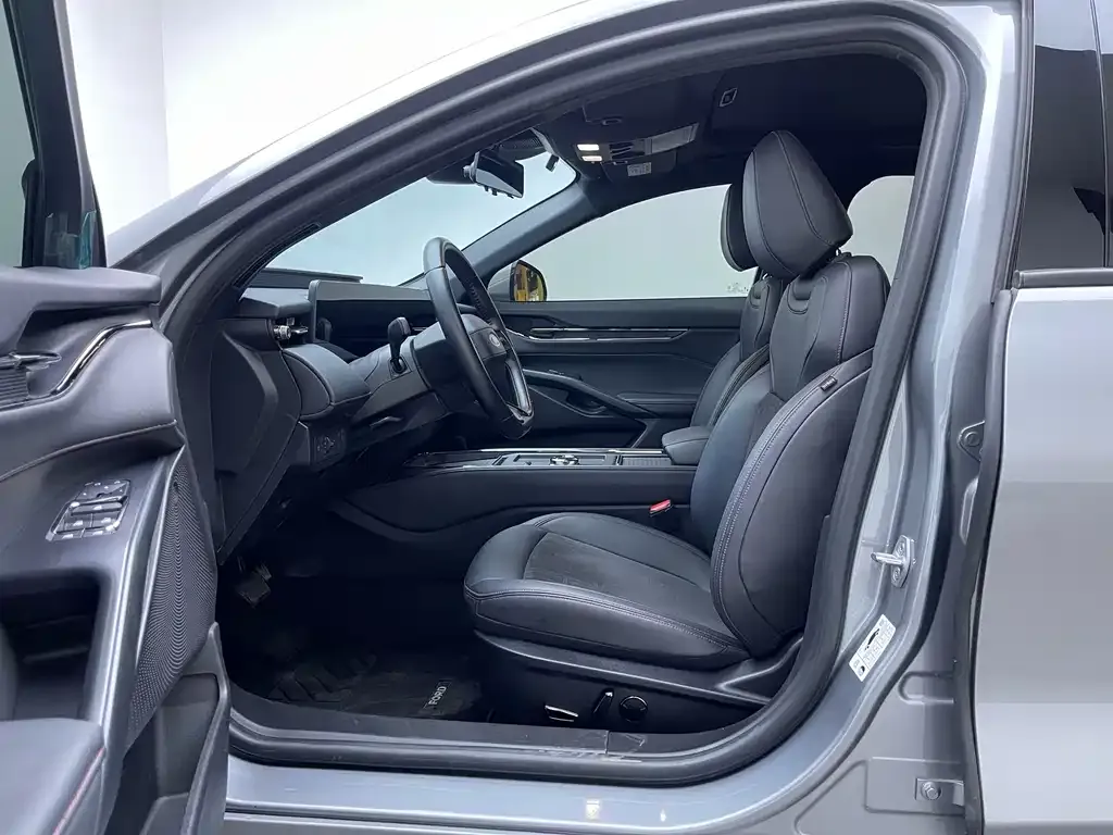 Ford Mondeo 2023 из CN, фото 8