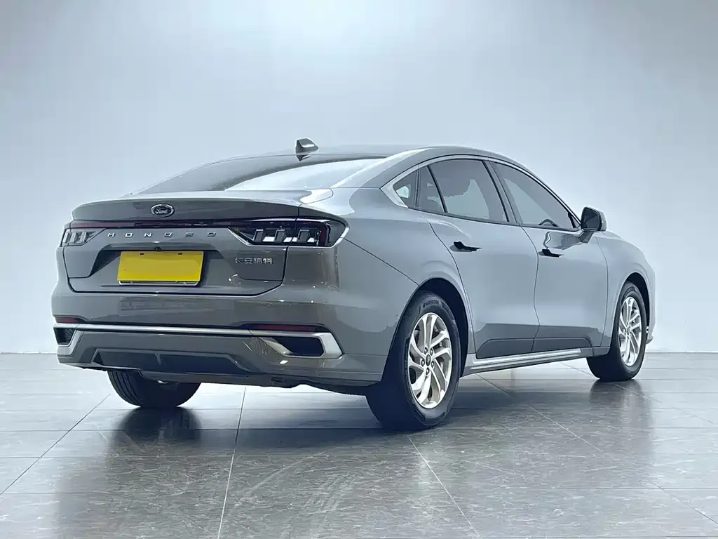 Ford Mondeo 2023 из CN, фото 4